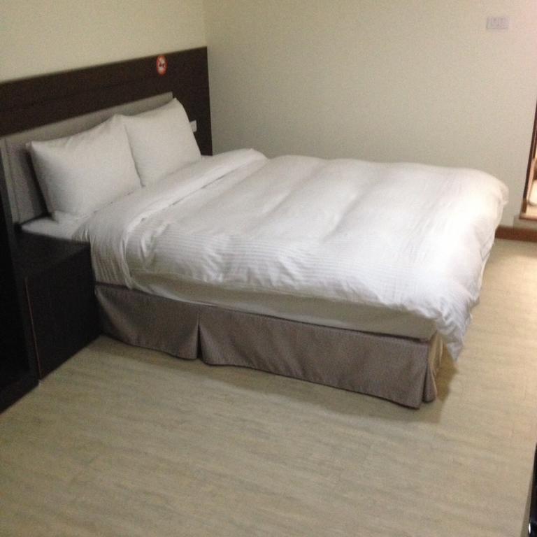 Big Bear Hotel Kaohsiung Zewnętrze zdjęcie