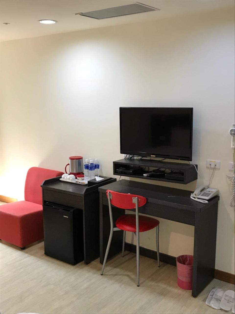 Big Bear Hotel Kaohsiung Zewnętrze zdjęcie