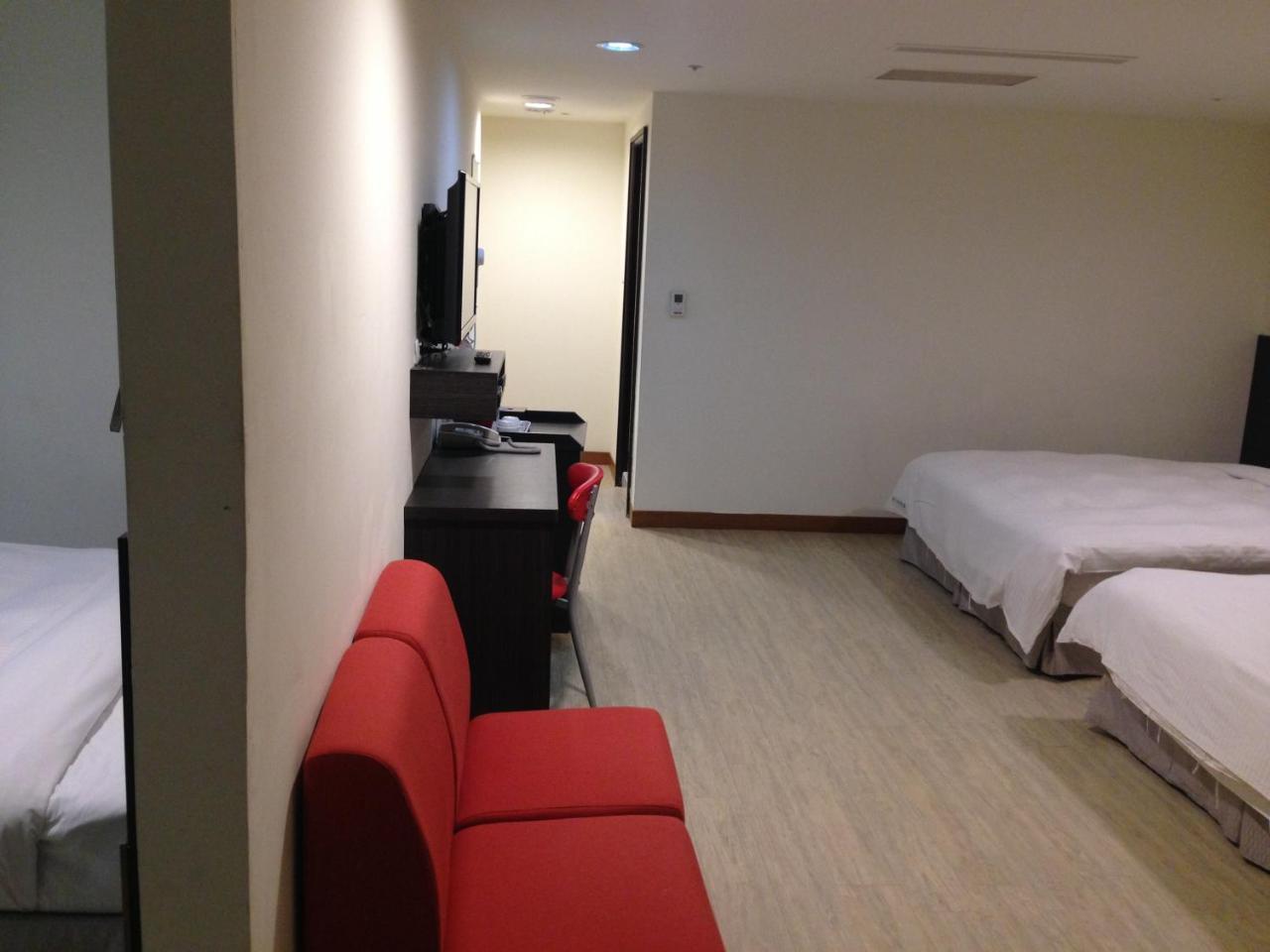 Big Bear Hotel Kaohsiung Zewnętrze zdjęcie